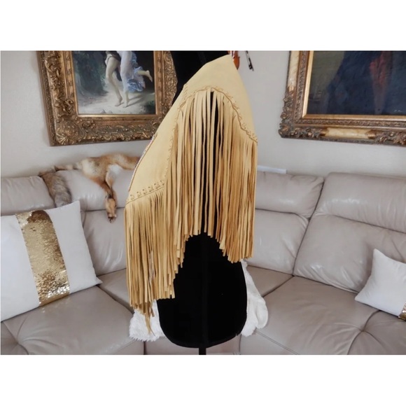 VTG.BEADED BUCKSKIN DEARSKIN NATIVE AMERICAN INDIAN CEREMONIAL MAIDEN STYLE VEST - Picture 4 of 11